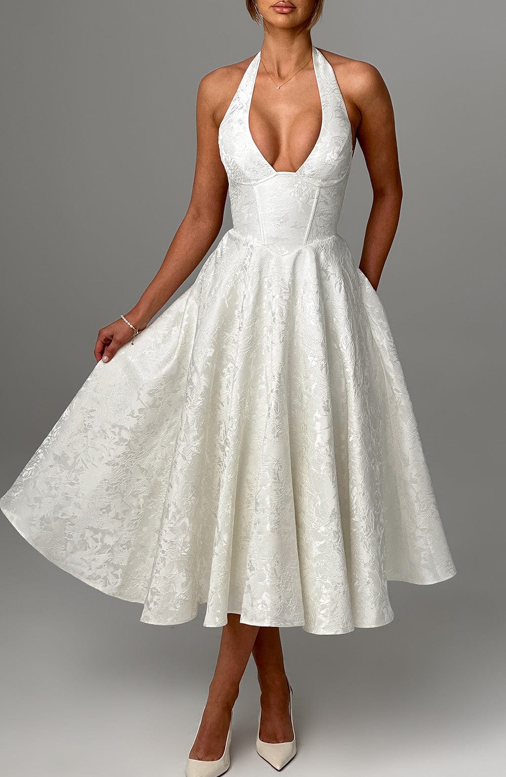 Vestido Feminino Midi Effie