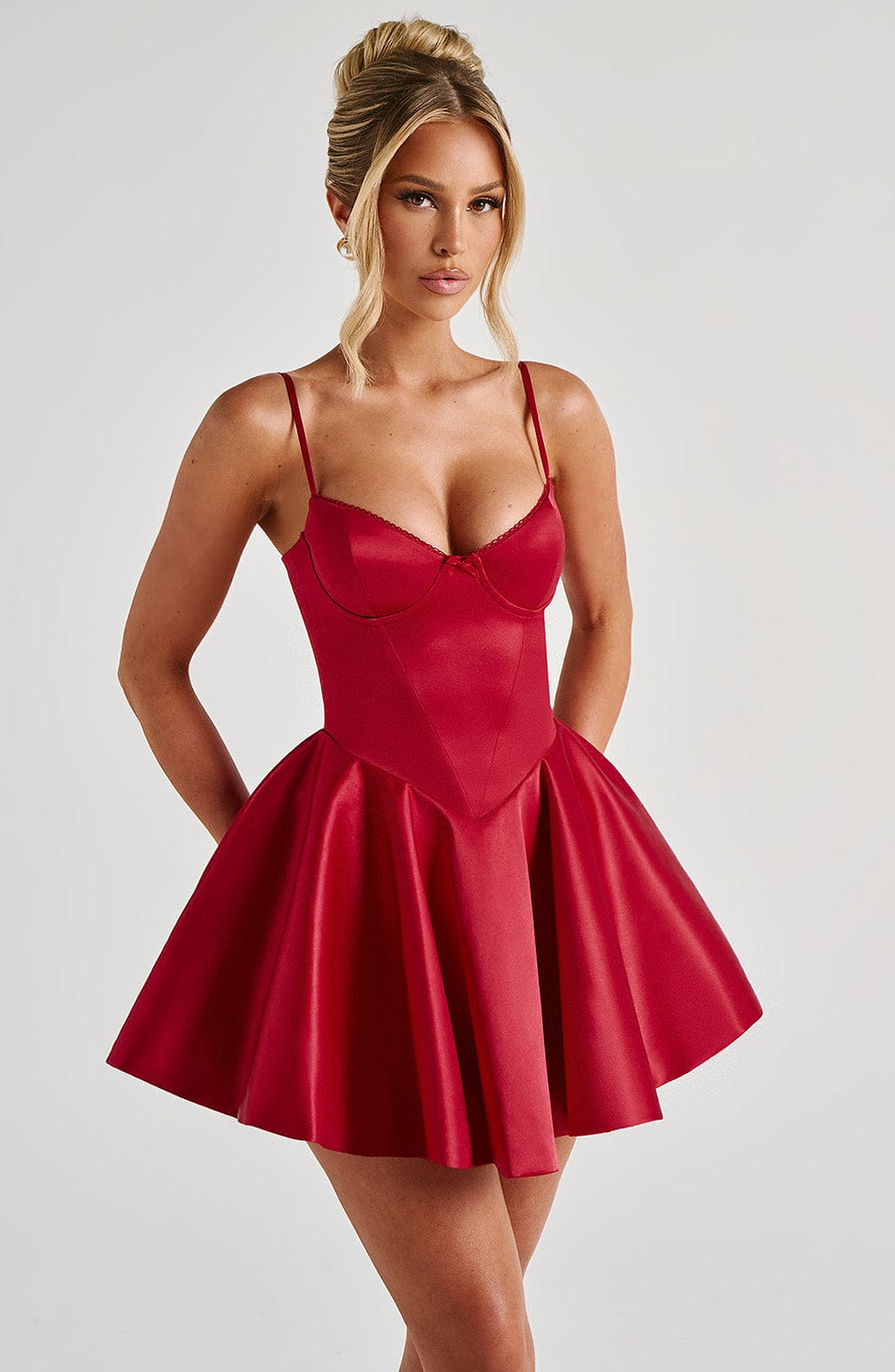 Vestido Feminino Poppy Mini