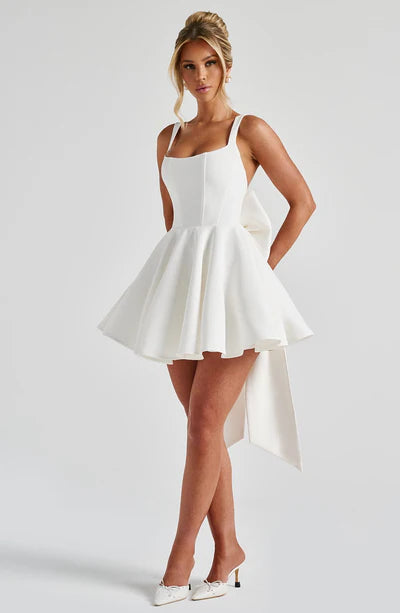 Vestido Feminino Curto Livia